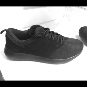 Brand new no slip shoes